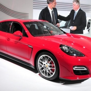 r(sh)Panamera GTS2011ɼ܇չ