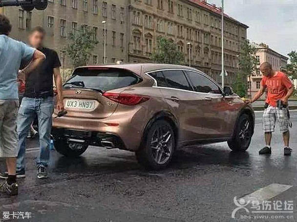 Q30